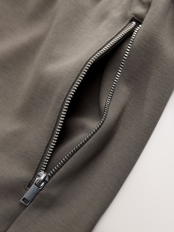 Next Regular Shorts in Braun