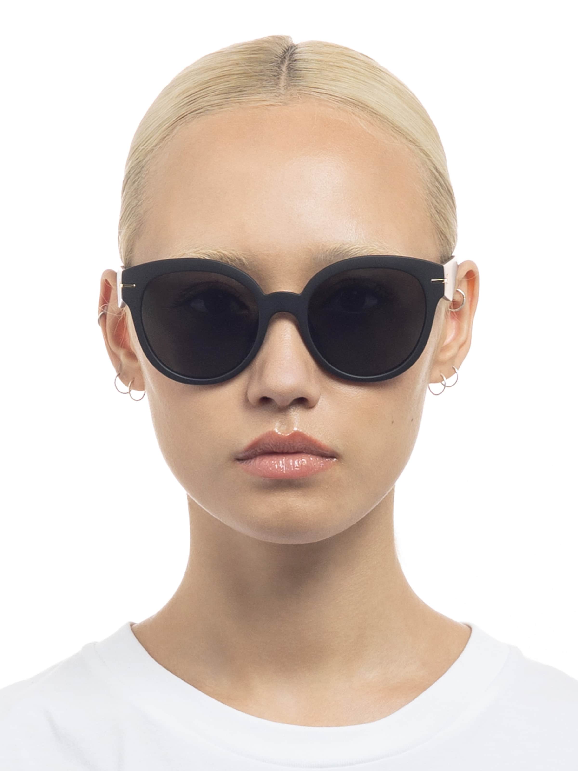 LE SPECS Γυαλιά ηλίου 'Capacious' σε μαύρο: μπροστά