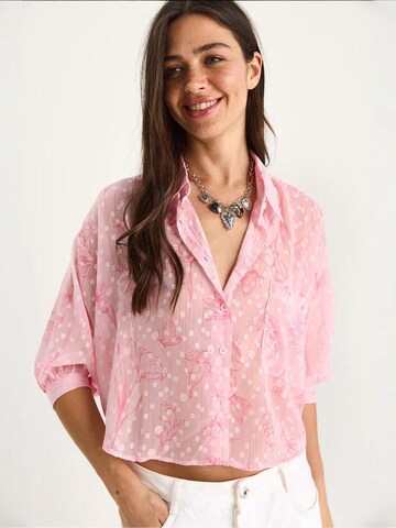 Bianco Lucci - Blusa em rosa: frente