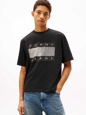 Tommy Jeans Póló '90S' - fekete: elől