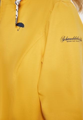 Giacca funzionale di Schmuddelwedda in giallo