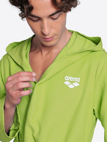 Peignoires de bain de sport 'COMPACT MICROFIBER' ARENA en vert