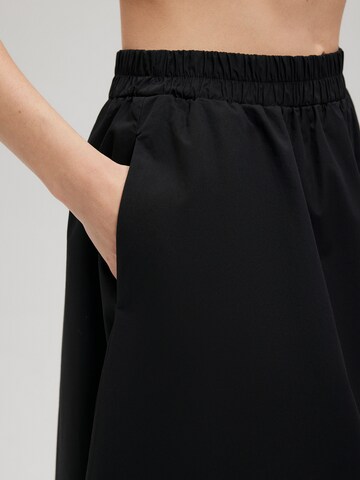 Mavi Rock ' Woven' in Schwarz