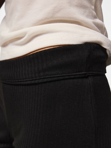 PIECES Flared Trousers 'PCLAYA' in Black