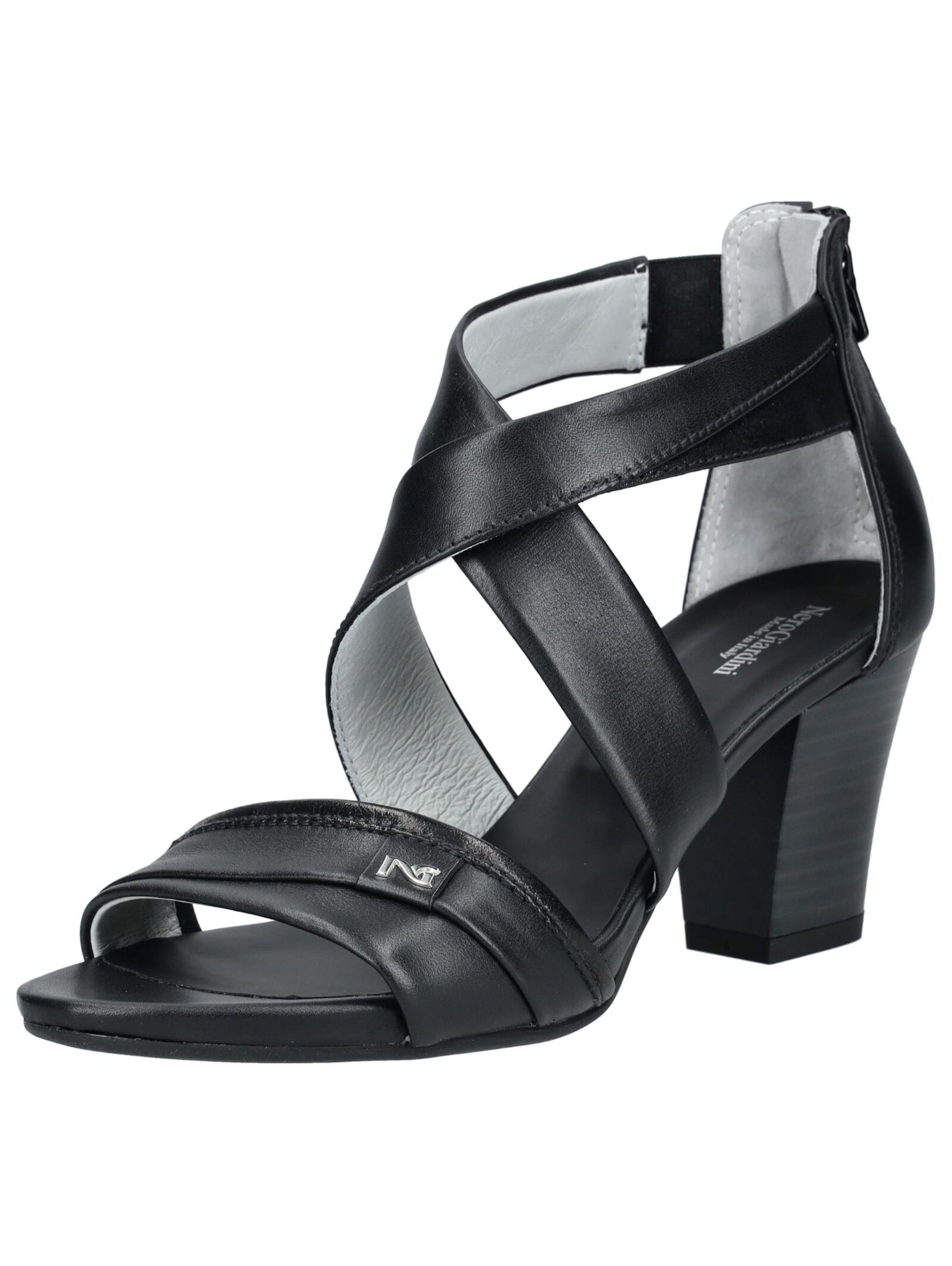 Sandalo di Nero Giardini in nero: frontale