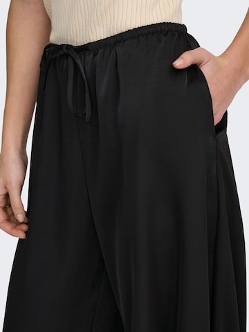 Tapered Pantaloni 'JDYCassy' di JDY in nero