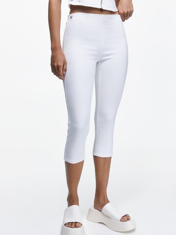 Skinny Jeans di Pull&Bear in bianco