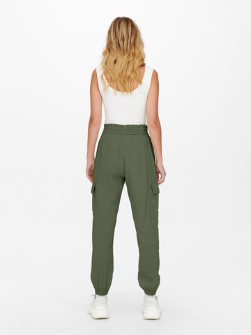 ONLY - Tapered Calças cargo 'ARIS' em verde