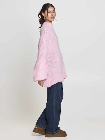 Lilavie Oversized Sweater ' Maraa ' in Pink