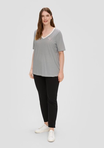T-shirt s.Oliver Red Label Plus en noir