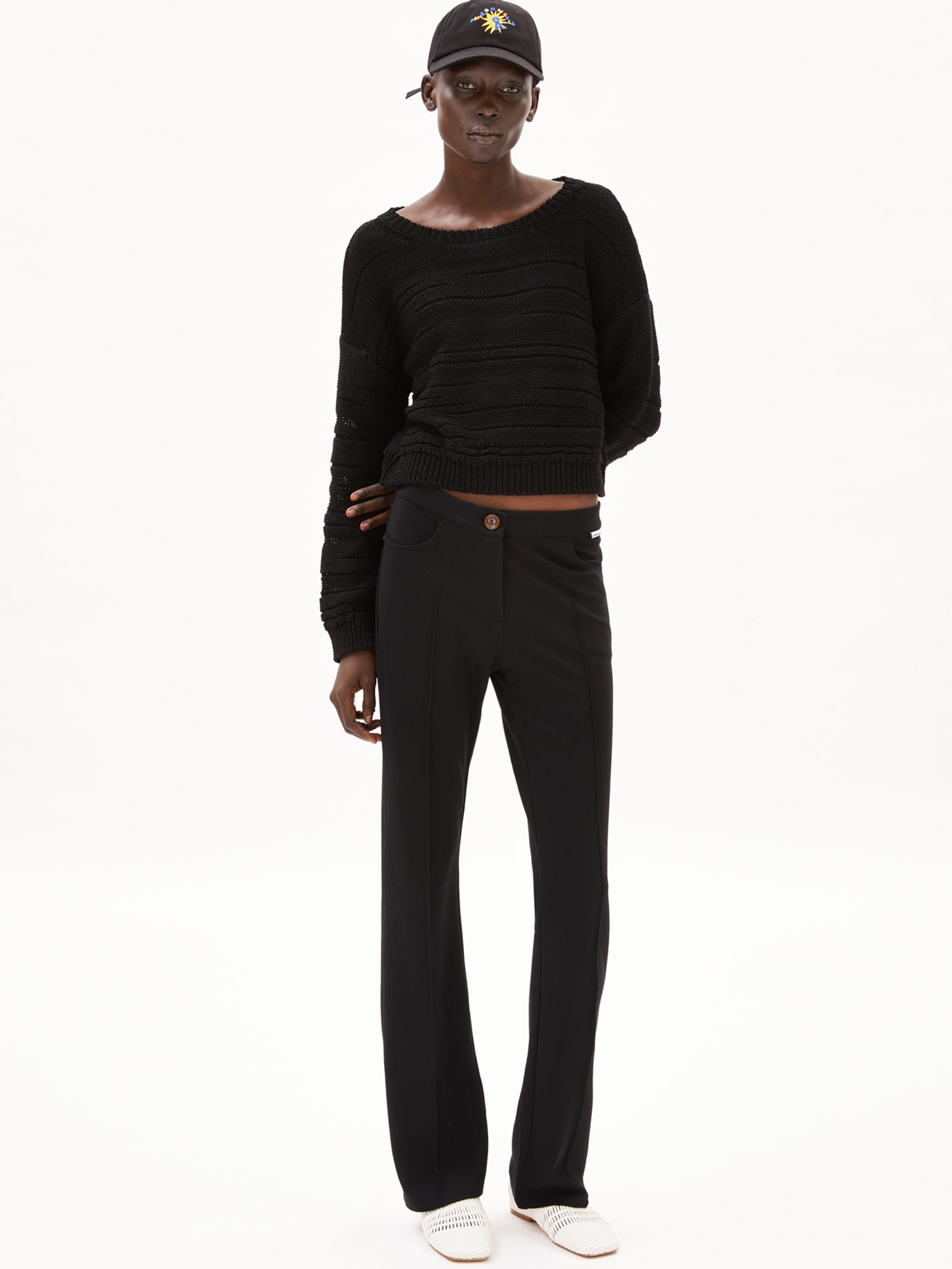 Pull-over ' AALIYA ' ARMEDANGELS en noir