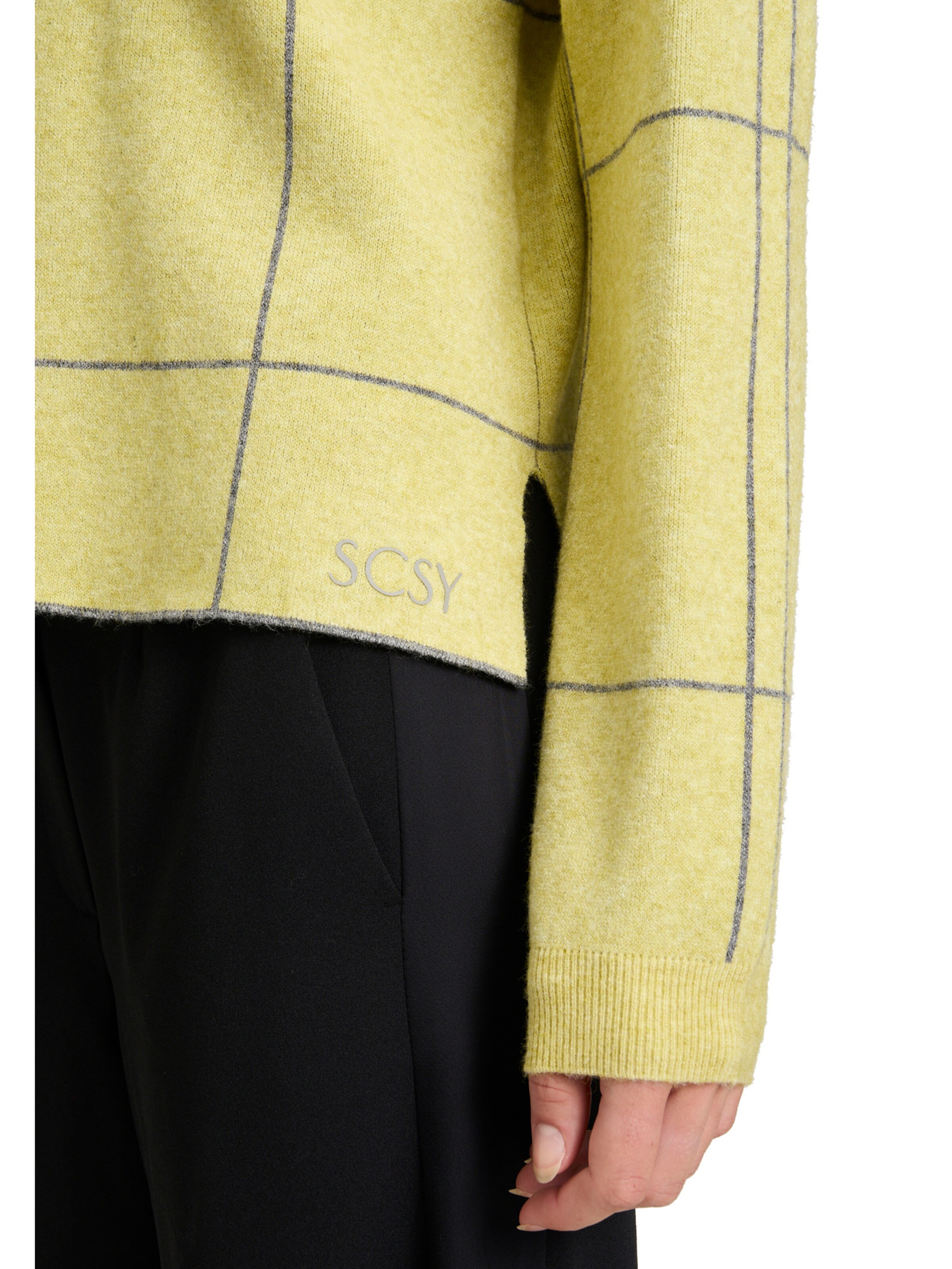 Betty Barclay Sweater in Green