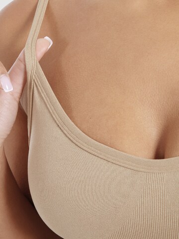 Smilodox Sports top ' Nesa ' in Brown