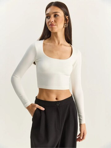 Bianco Lucci - Camisa em branco: frente