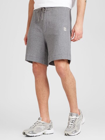 BOSS Regular Shorts  'Sewalk' in Grau: predná strana