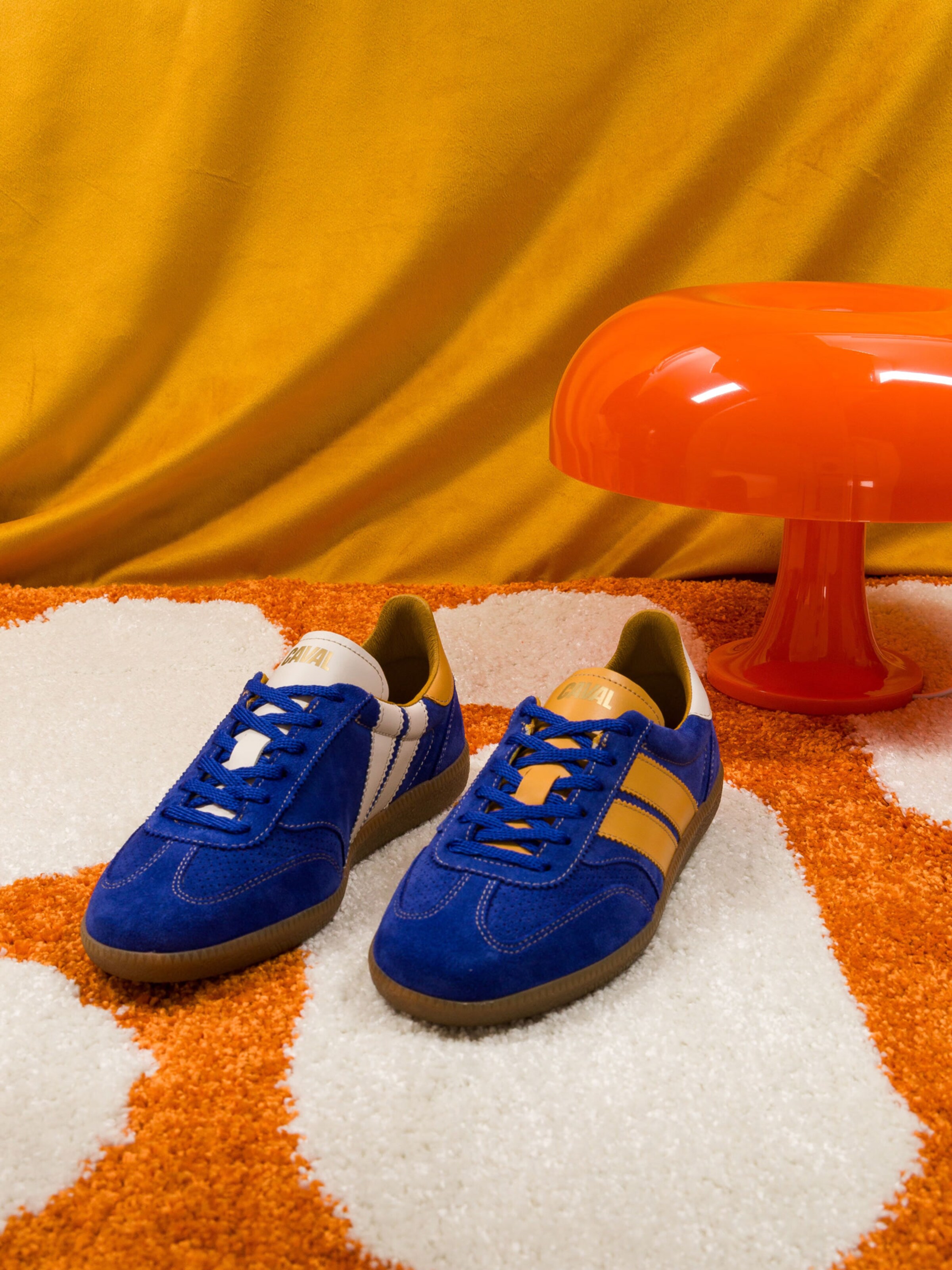 Caval Trainers ' PULSE ' in Blau