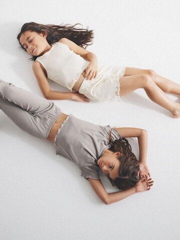 The Set Ruhák alváshoz - bézs