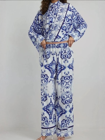 Hiccup Set: Bluse und Hose in Blau