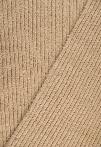 Bickley + Mitchell Kaulaliina värissä beige