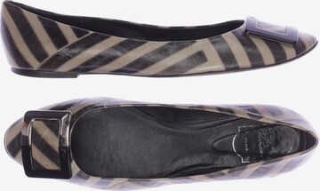 Roger Vivier Flats & Loafers in 41,5 in Brown: front
