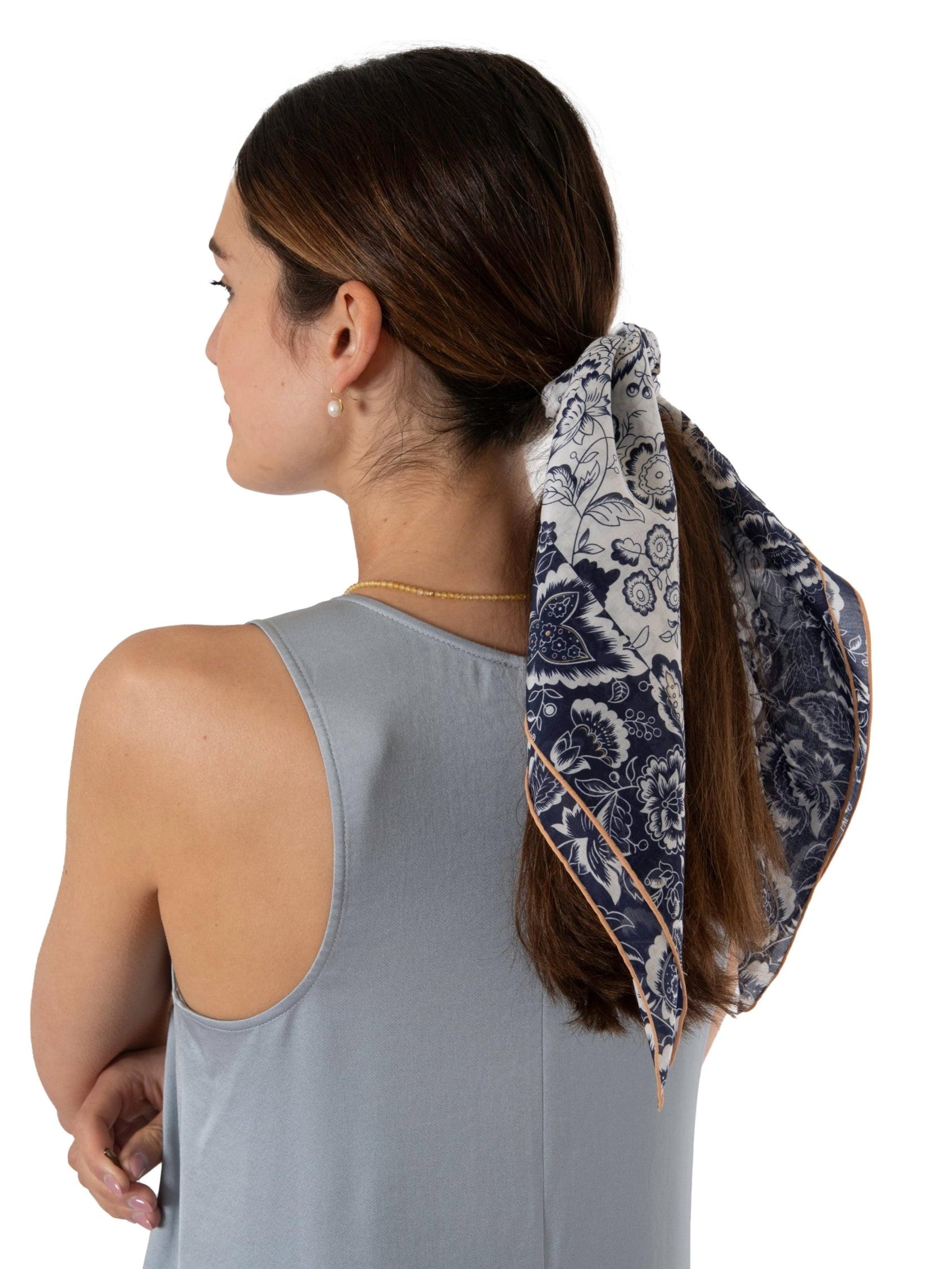 MayTree Sjaal 'Seidentuch mit Baumwolle' in Blauw