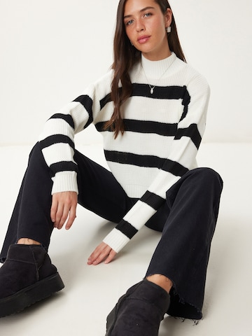 Happiness İstanbul Пуловер в бежово