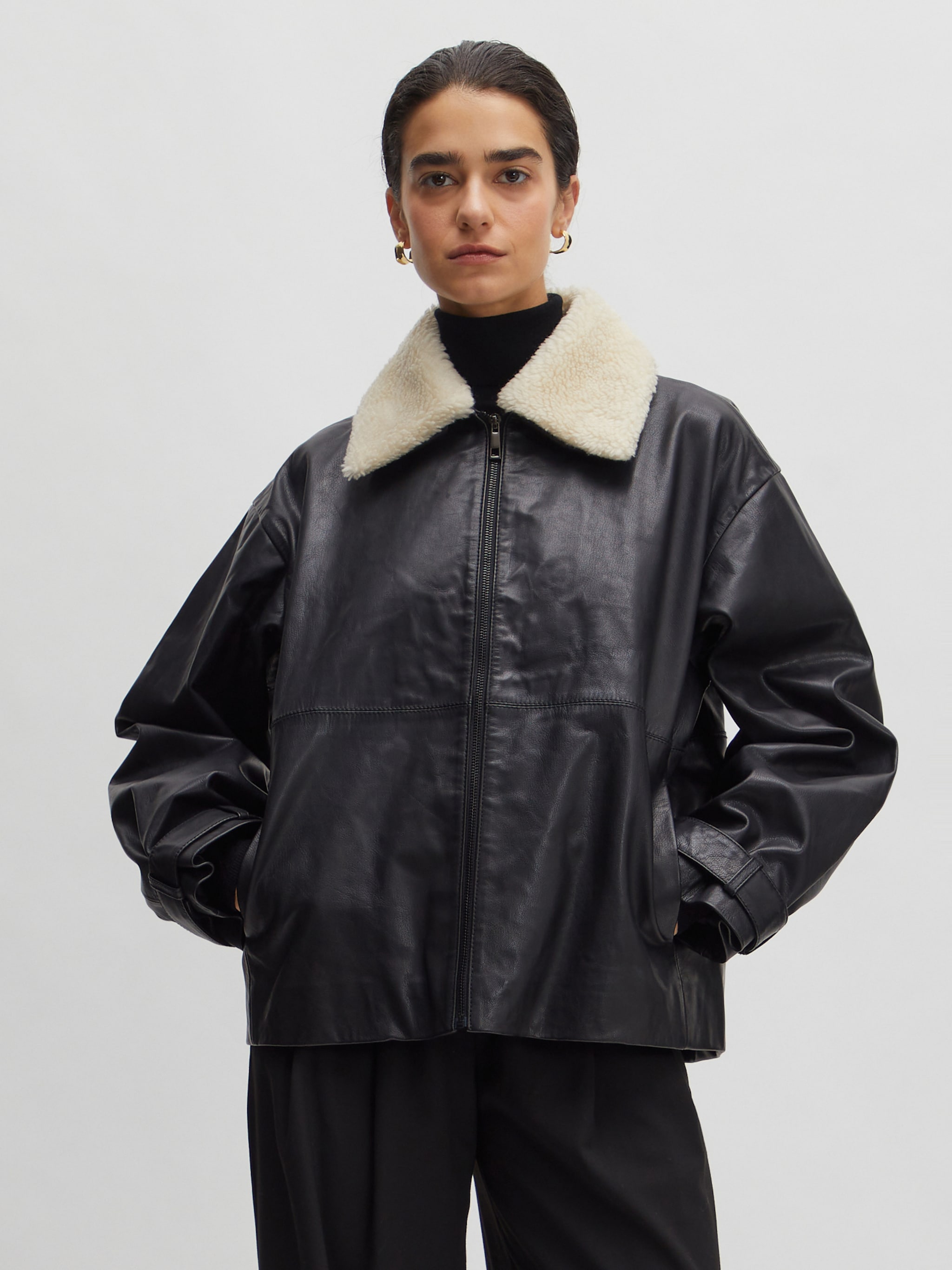 EDITED Produkte Lederjacke 'Orela' schwarz