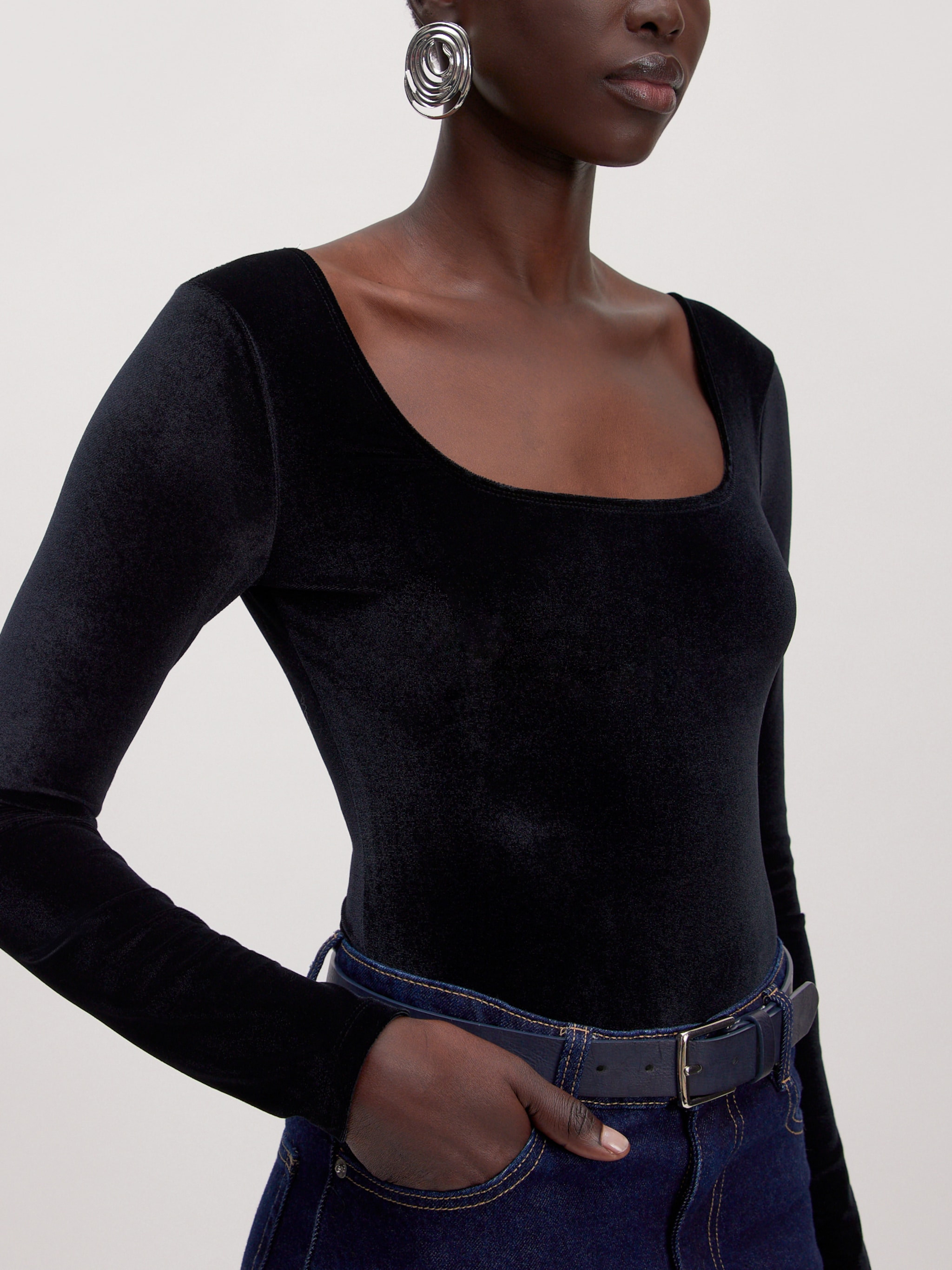 EDITED Produkter Shirtbody 'Paola' sort