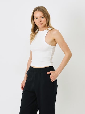 C&City Top in White