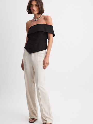NA-KD Top in Schwarz