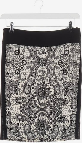 Orwell Skirt in M in Black: front