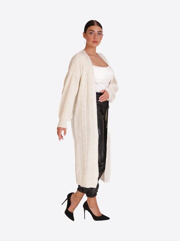 Elara Lang cardigan i beige