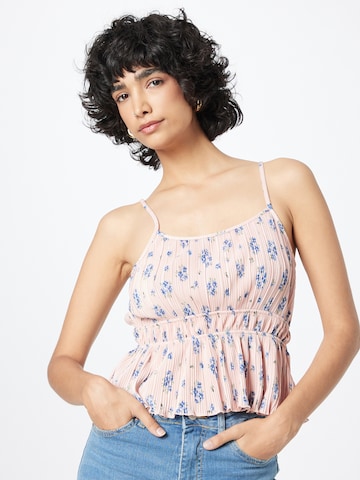 Monki Top in Pink: front
