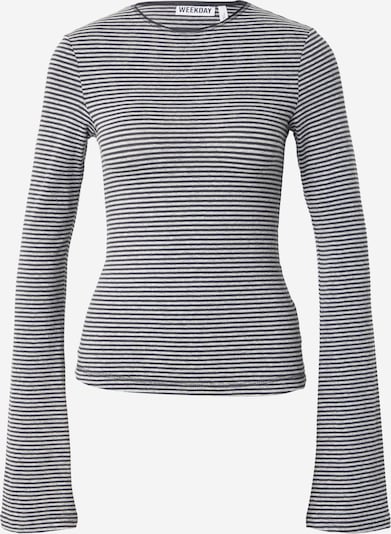 WEEKDAY T-shirt en gris, Vue avec produit