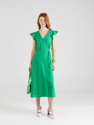 Robe Trendyol en vert : devant