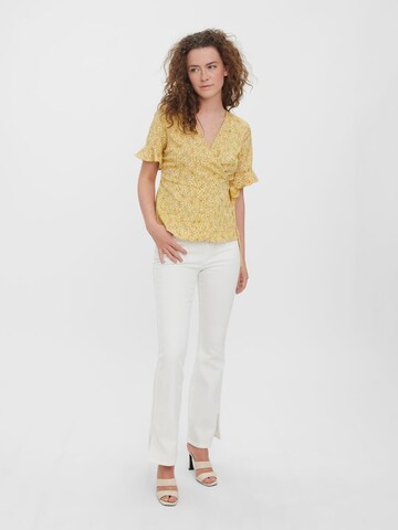 VERO MODA Blouse 'Henna' in Yellow