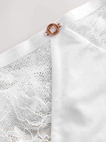 String Lipsy en blanc