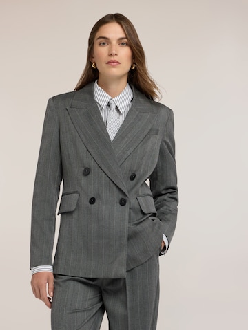 Blazer di MOTIVI in grigio