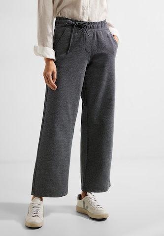 CECIL Loose fit Pants in Black: front