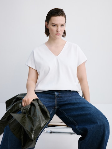 MANGO - Camiseta 'SEVIPI' en blanco