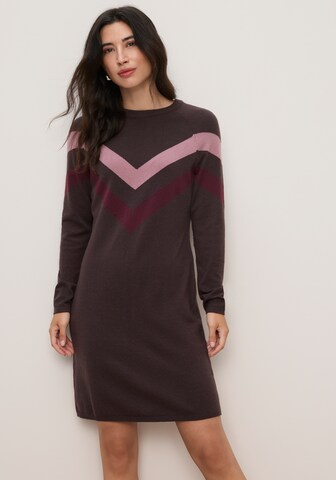 Tamaris Knitted dress in Brown: front