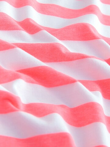 Next Shirt in Pink