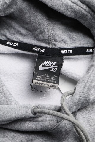 NIKE Sweatshirt & Zip-Up Hoodie in XL in Grey