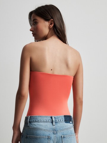 Next Top in Orange