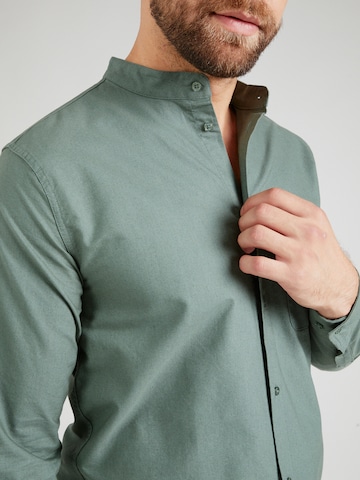 ABOUT YOU x Kevin Trapp Regular fit Button Up Shirt 'Finn' in Green