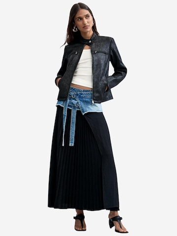 Giacca di mezza stagione 'CHAQ_BIKERCY 26WWEW09' di Desigual in nero