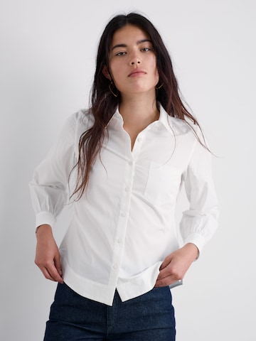 Seasalt Cornwall Blouse 'Isla' in White: front