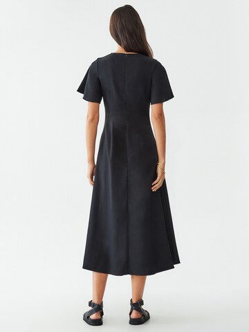 Calli Kleid 'TASHI' in Schwarz: Rückseite
