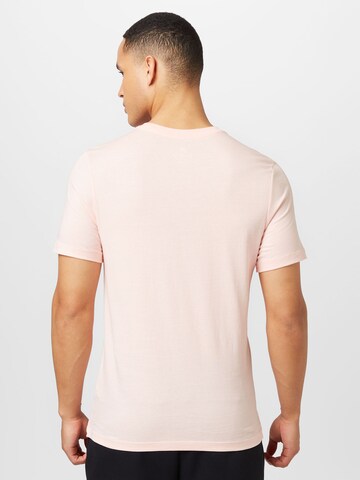 Nike Sportswear T-Shirt in Pink