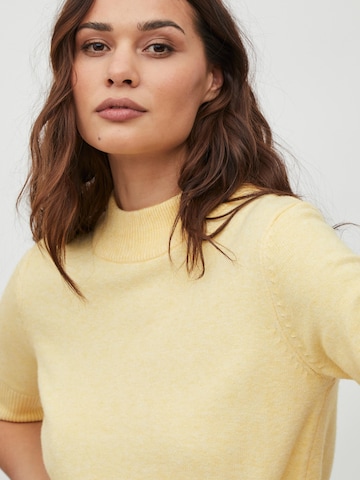 VILA Sweater 'Ril' in Yellow